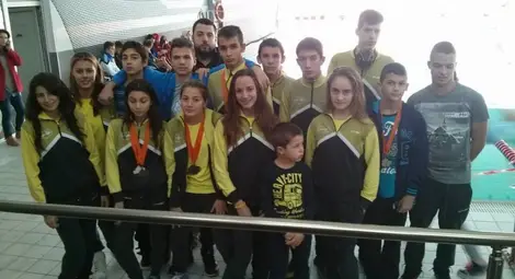 Талантите на &bdquo;Ирис&ldquo; с 16 медала от голям турнир в Македония