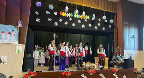 Община Русе обнови киносалона в Семерджиево