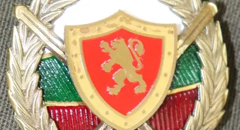 Командирът на военното формирование в Русе  подполковник Павлин Илиев бе отличен  от началника на Сухопътните войски в страната