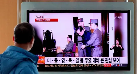 Ким Чен Ун екзекутира чичо си за държавна измяна /галерия/