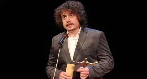 Камен Донев получава приза на „Аполония“ Камен Донев получава приза на „Аполония“