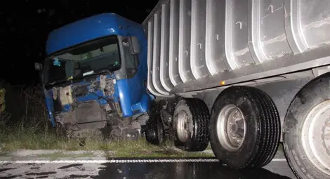 Тежка катастрофа с пострадало семейство затвори пътя Русе-Разград Тежка катастрофа с пострадало семейство затвори пътя Русе-Разград