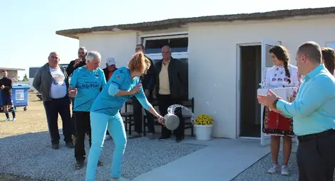 Бъзън освети обновен стадион с реми срещу &bdquo;Дунарит&ldquo;