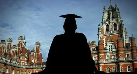 Кандидатстудентски хаос на Острова