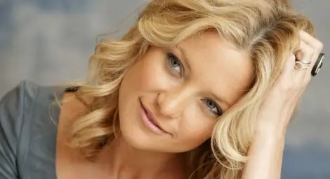 Кейт Хъдсън се среща с 13 години по-млад мъж