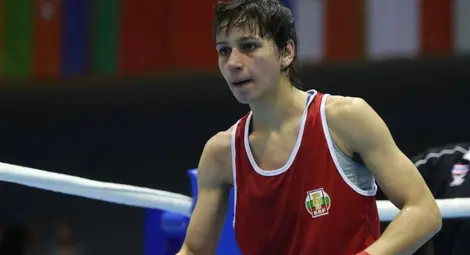 Габи Димитрова срази англичанка за начало на световното по бокс Габи Димитрова срази англичанка за начало на световното по бокс