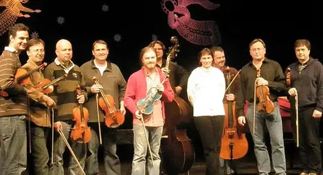 Филхармоничният колегиум на Прага свири Брамс, Дворжак и Пиацола