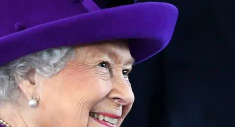 Елизабет II похарчи колосална сума за коледните си подаръци