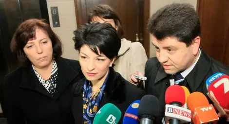 ГЕРБ внася сигнал срещу Орешарски и в ЕК