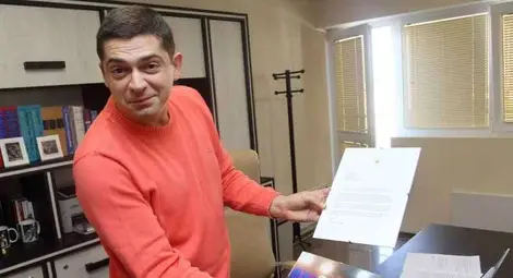 Наш композитор със световна премиера на сингъл на Джон Лоутън