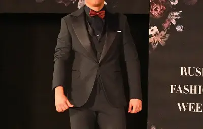 Блясък и изящество на втората вечер от дефилетата на Ruse Fashion Week 2025 Блясък и изящество на втората вечер от дефилетата на Ruse Fashion Week 2025
