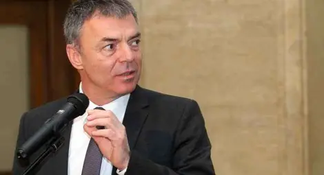 Скандал в образователната комисия на изслушване за ФНИ