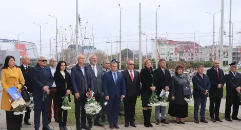 Полицията в Русе отбеляза празника си,  областният управител Драгомир Драганов награди четирима души  от състава на ведомството в крайдунавския град