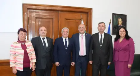 Гости от Международния университет "Данубиус" в Галац посетиха Русенския университет