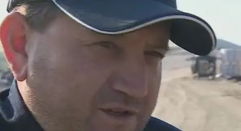 Ники спасил от камъка на Ембака колегата си Ботьо на АМ "Струма"