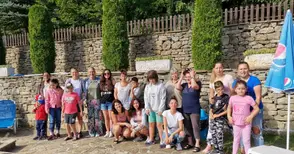 Каритас заведе 25 деца и родители сред красотата на Стара планина