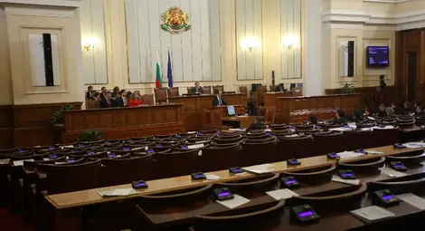 На петък 13 НС ще гласува вота на недоверие - обобщение