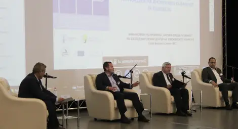 Започна Иновационният лагер за декарбонизация на транспорта в Русе и региона