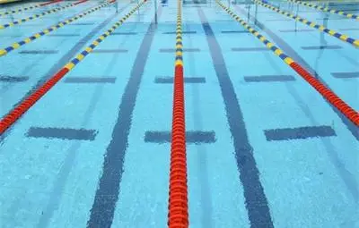 100-годишна японка постави рекорд по плуване