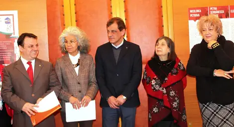 Мартенска изложба обединява сътворено от жени изкуство от двете страни на Дунав