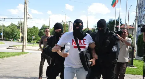 Показният арест на Венци Чикагото  завърши само с предупреждение