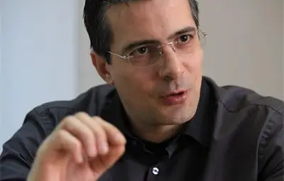 Парламентарната група на БДЦ си смени името - вече е с тройно