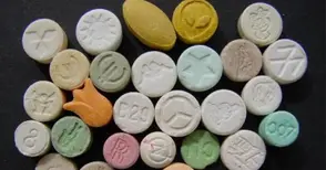 Дилър доброволно влиза в затвора заради амфетамин