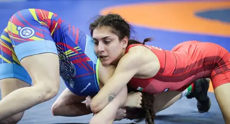 Сребро и бронз за борбата от тепиха на &bdquo;Иван Илиев&ldquo;