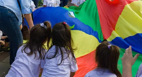 Детска градина „Снежанка“ подкрепи Фондация „Александър Русев“ за изграждане на водно-рехабилитационен център за деца с увреждания /галерия/ Детска градина „Снежанка“ подкрепи Фондация „Александър Русев“ за изграждане на водно-рехабилитационен център за деца с увреждания /галерия/