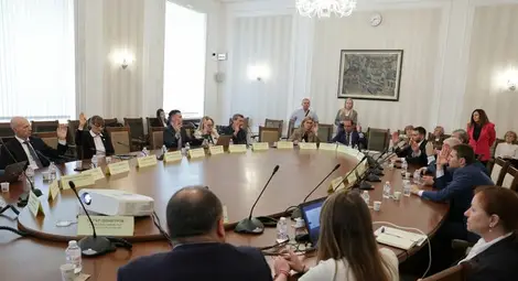 Предложение: Миризмите от индустрията да влизат в ОВОС, методика да установява разпространението им