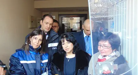 Енергийният пазар няма да се либерализира, преди да бъдат защитени уязвимите потребители