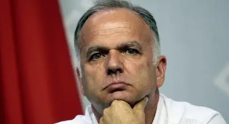 Договорът с Македония мирише на суров петрол според Боян Чуков Договорът с Македония мирише на суров петрол според Боян Чуков