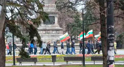 Протестиращи в Русе се разграничават от депутатските мераци на софиянци