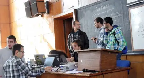 Ранобудните студенти изхвърлиха декларация с подкрепа от ГЕРБ