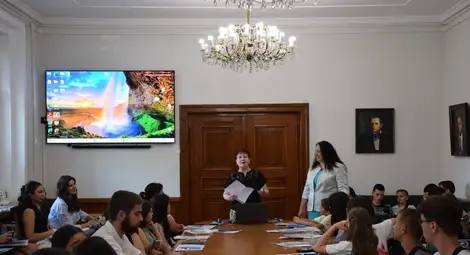 50 ученици и учители от Болградски и Одески район, Украйна пристигнаха за езиково обучение в Русенския университет