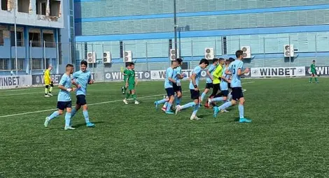 Хеттрик на Димитър Василев при разгромна победа на юношите