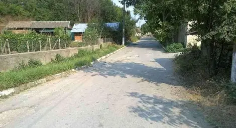 Жители на Красен: Пътищата ни са като след апокалипсис