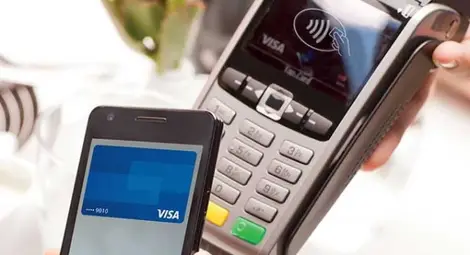 Младите българи готови да  плащат с мобилния си телефон