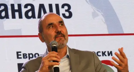 Цветан Цветанов учредява официално партията си "Републиканци за България" Цветан Цветанов учредява официално партията си "Републиканци за България"