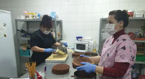 Заведения и фирми предприемат  извънредни мерки срещу коронавируса