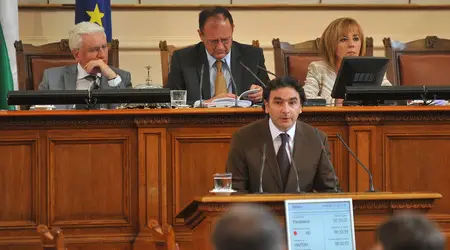 Червеният депутат Мартин Захариев: Пеевски е положителна страница, защото отприщи гражданската енергия