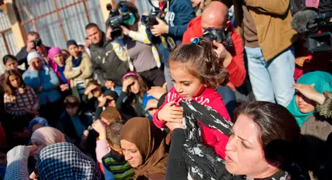 Въртят на черно търговия с адреси за бежанци Въртят на черно търговия с адреси за бежанци