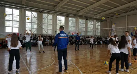 Волейболистите ще играят днес първа контрола у дома Волейболистите ще играят днес първа контрола у дома