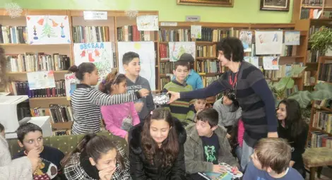 &bdquo;Коледа сред книгите&ldquo;  празнуваха ученици