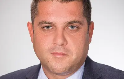 Иво Пазарджиев от болницата: Чувствам се изключително добре Иво Пазарджиев от болницата: Чувствам се изключително добре