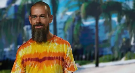 Йога, Bitcoin и една коза: Животът на човека, основал Twitter