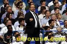 Наполи преговаря с Бенитес в Лондон Наполи преговаря с Бенитес в Лондон