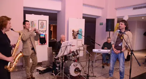 Огнян Балканджиев отново рисува любимия си джаз