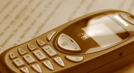 Мобилен оператор сключва договор с починали