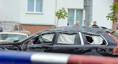 Пенсионер с Волга-21 потроши 12 вносни джипа и лимузини на общинари